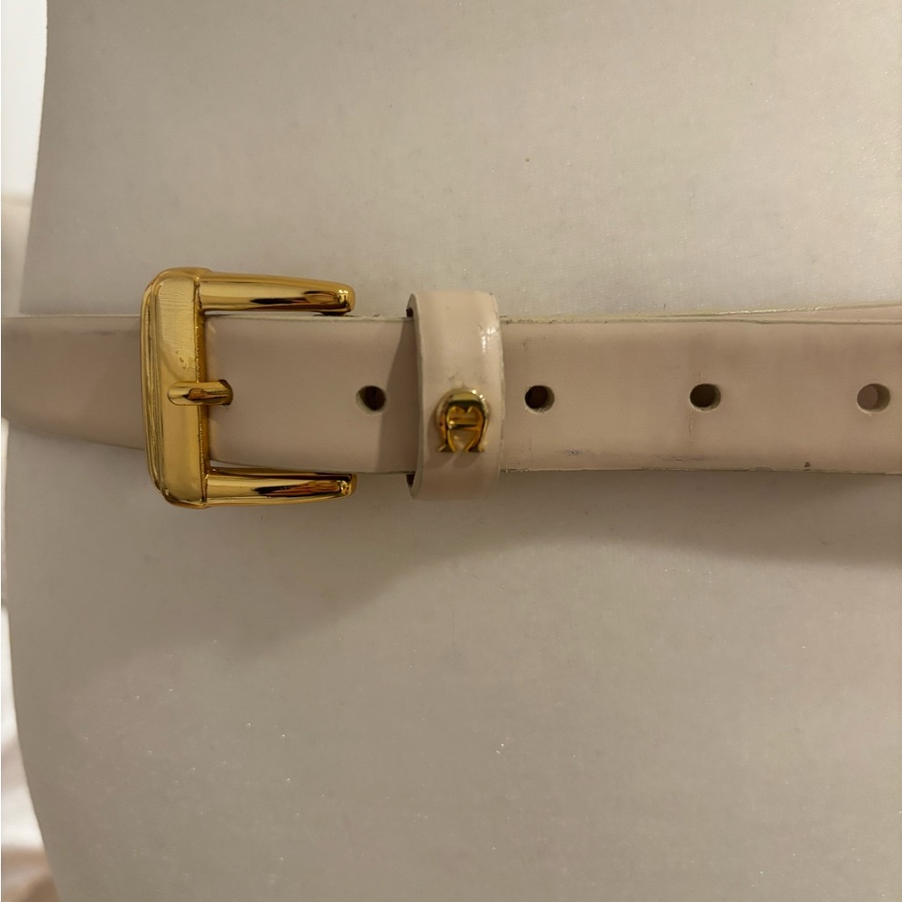 Etienne Aigner Off White Gold Genuine Leather Belt size large - Picture 2 of 10